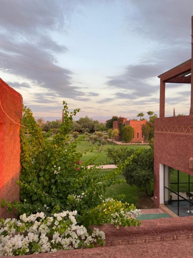 Les Jardins De Marrakech Hotel Ouled Moumen Exterior foto